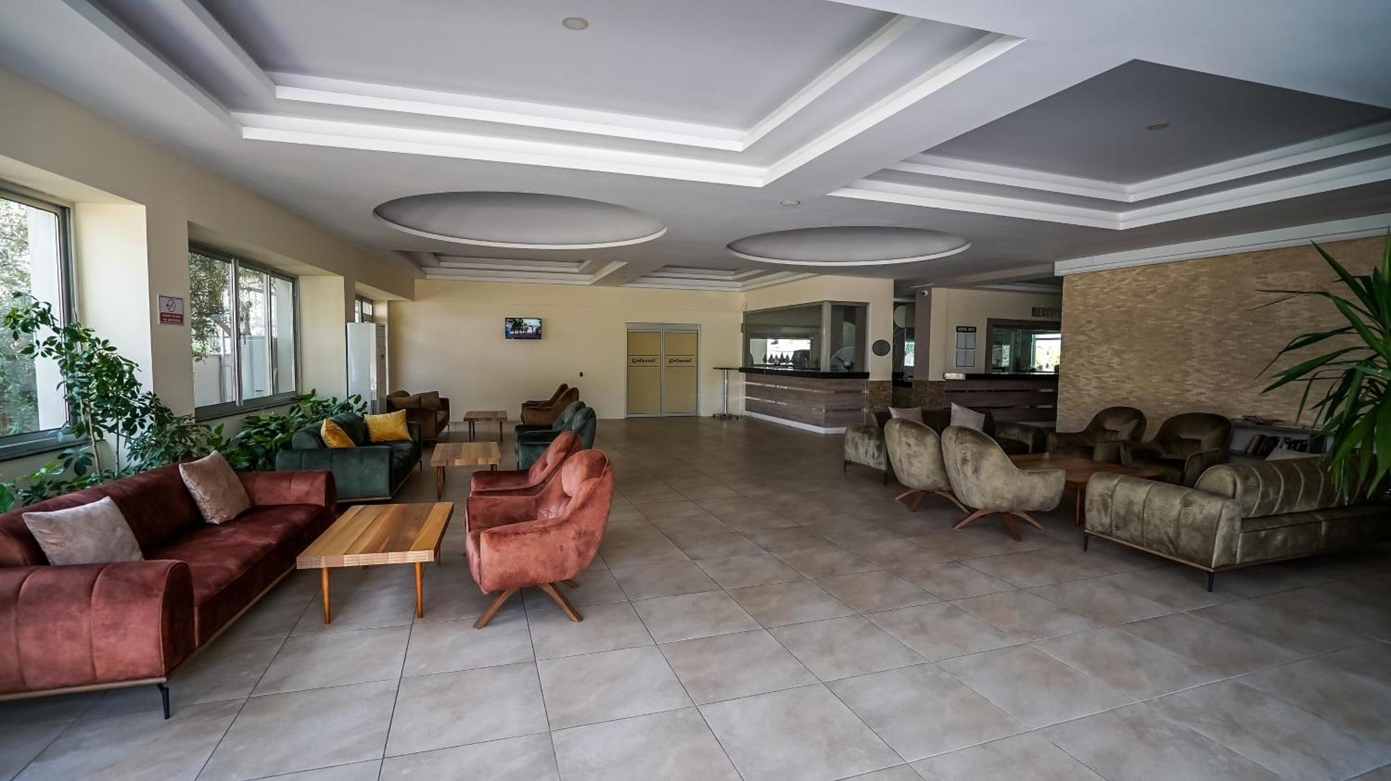 Catty Cats Garden Hotel Side Luaran gambar